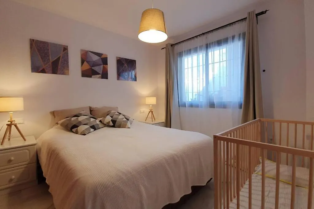 Appartement Pueblo Del Parque, Parc La Paloma 베날마데나코스타
